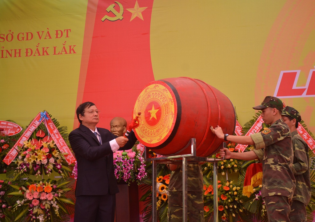 Trường Phổ thông Dân tộc Nội trú Tây Nguyên khai giảng năm học 2019-2020