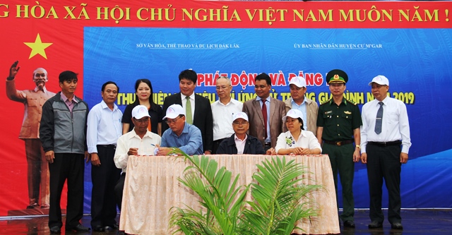 Đắk Lắk phát động và đăng ký thực hiện thí điểm “Bộ Tiêu chí ứng xử trong gia đình” năm 2019