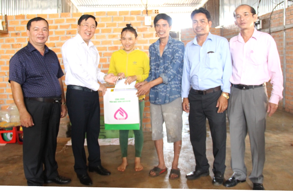 Đoàn công tác Ban Chỉ đạo Trung ương các Chương trình mục tiêu quốc gia làm việc tại xã Ea Bar, huyện Buôn Đôn