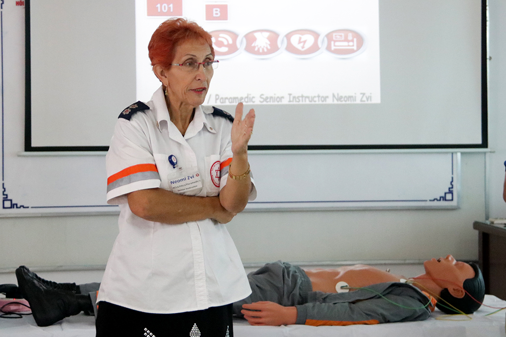 Đại sứ quán Israel hỗ trợ tập huấn cấp cứu tim mạch nâng cao cho Bệnh viện Đa khoa vùng Tây Nguyên