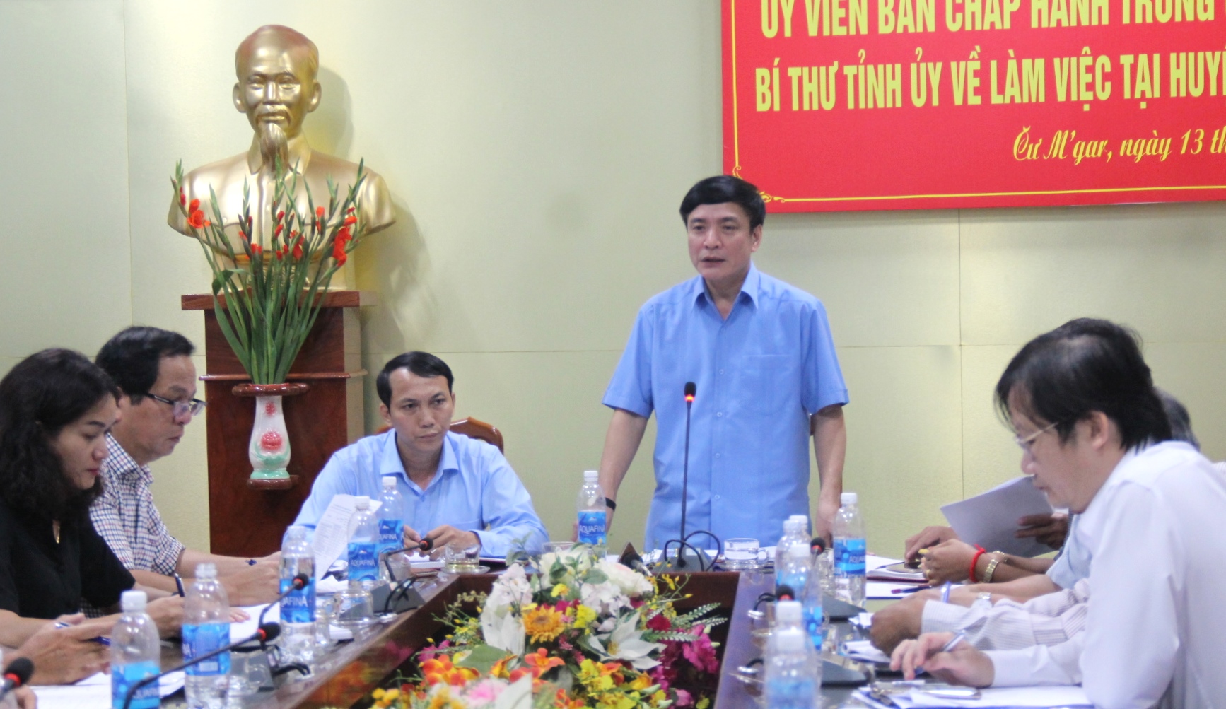 Thường trực Tỉnh ủy làm việc với Huyện ủy Cư M’gar