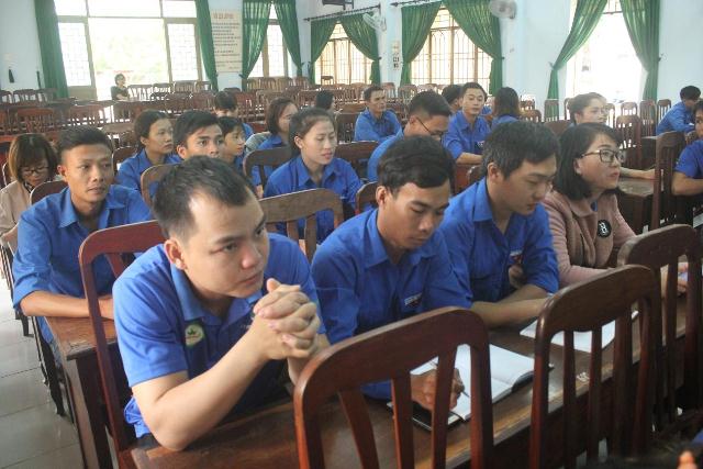 Huyện đoàn Buôn Đôn: Bồi dưỡng lý luận chính trị và nghiệp vụ công tác Đoàn – Hội năm 2019