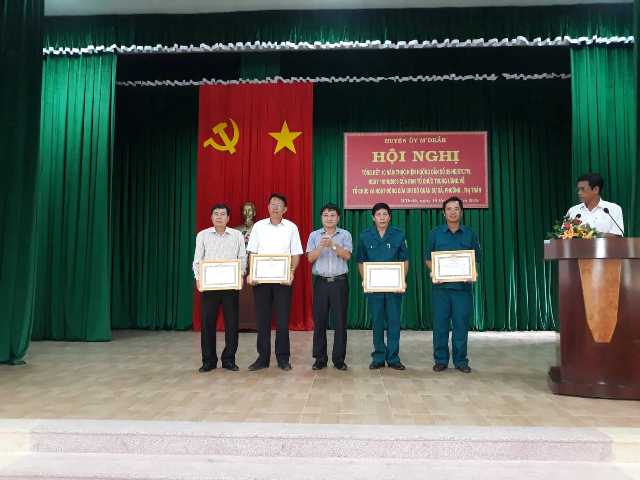 Huyện ủy M'Drắk: Tổng kết 10 năm hoạt động của chi bộ quân sự xã, phường, thị trấn