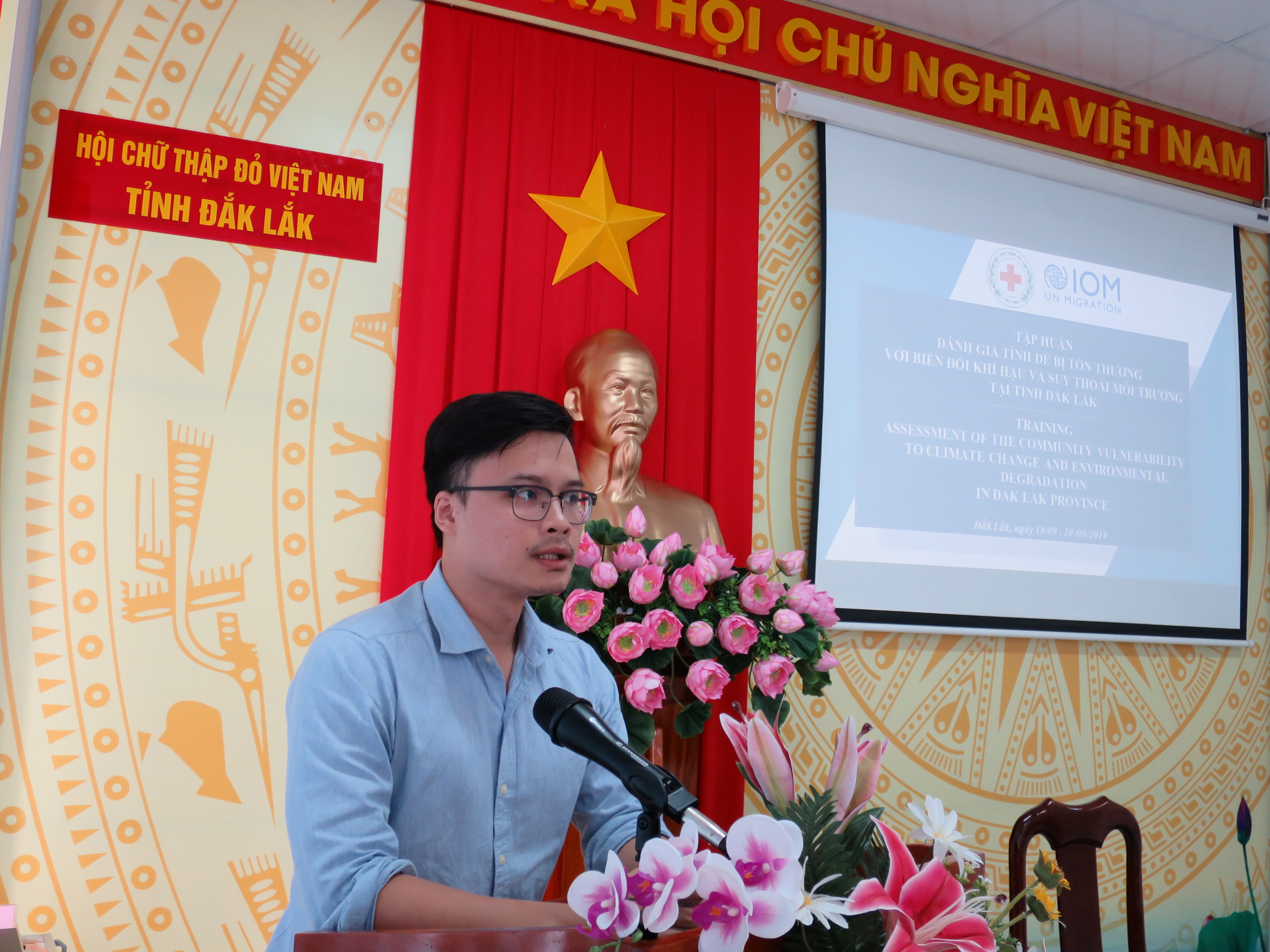 Tập huấn “Đánh giá tính dễ bị tổn thương với biến đổi khí hậu và suy thoái môi trường ” tại tỉnh Đắk Lắk