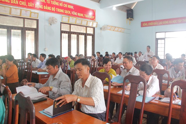 Phổ biến pháp luật về tiếp công dân, khiếu nại, tố cáo và phòng chống tham nhũng tại xã Cư Pui