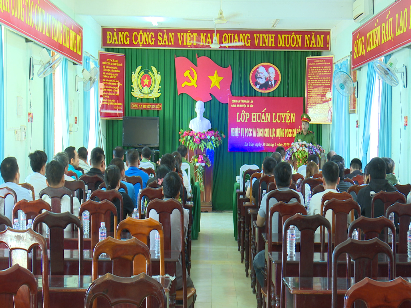 Ea Súp tổ chức huấn luyện, bồi dưỡng nghiệp vụ phòng cháy chữa cháy