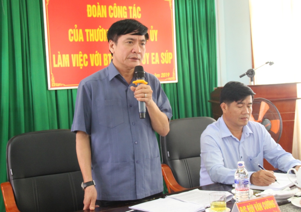 Thường trực Tỉnh ủy làm việc với Huyện ủy Ea Súp