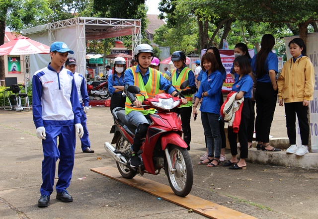 Ngày hội Thanh niên với văn hóa giao thông năm 2019