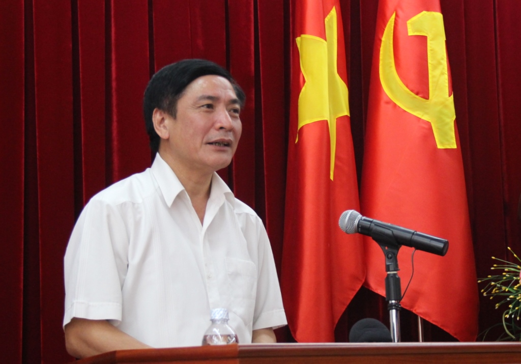 Công bố các quyết định về công tác cán bộ