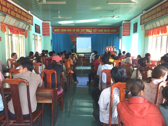 Tập huấn phòng chống sâu keo mùa thu trên cây ngô