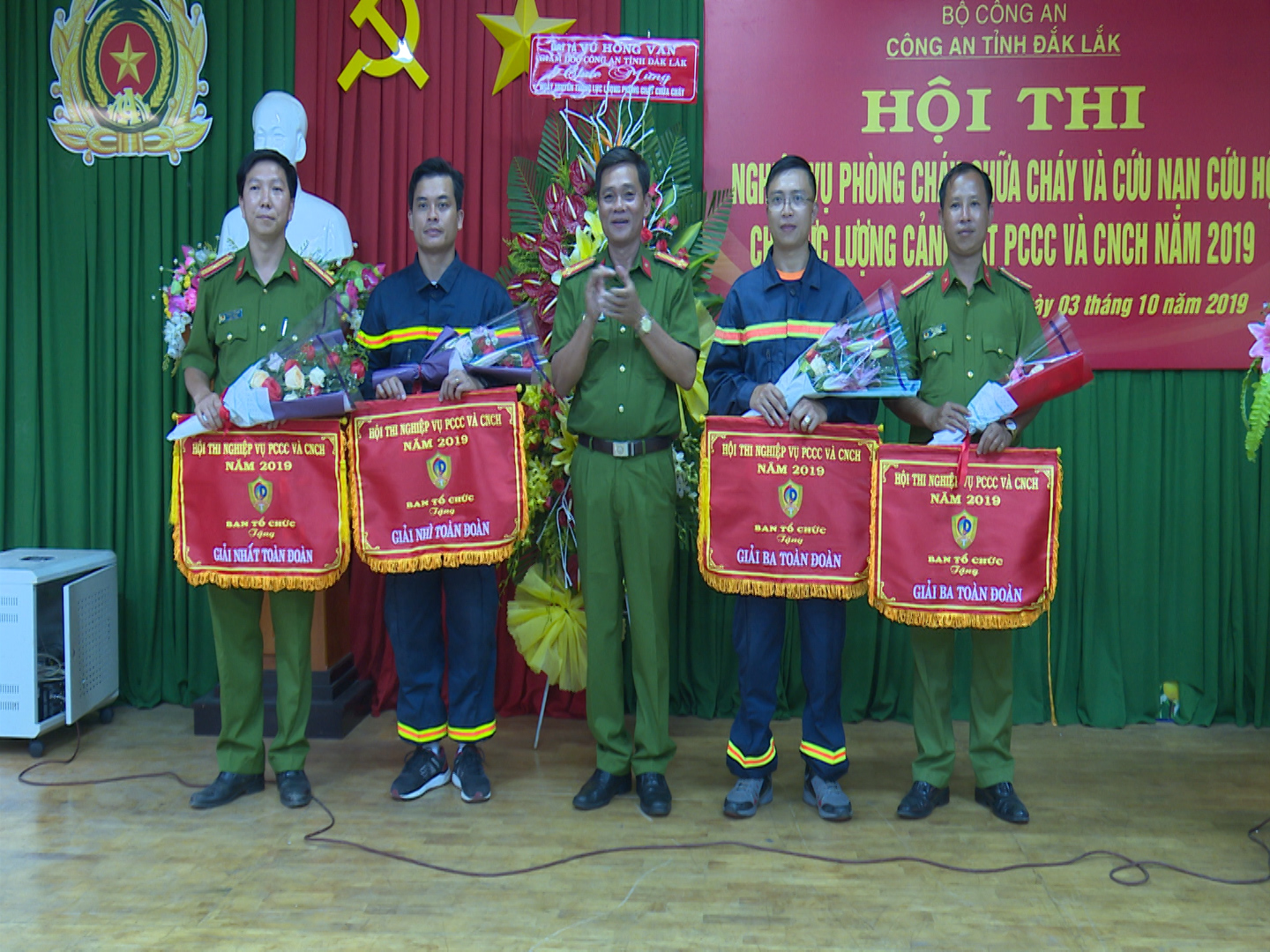 Công an tỉnh Đắk Lắk tổ chức Hội thi nghiệp vụ phòng cháy, chữa cháy và cứu nạn cứu hộ năm 2019