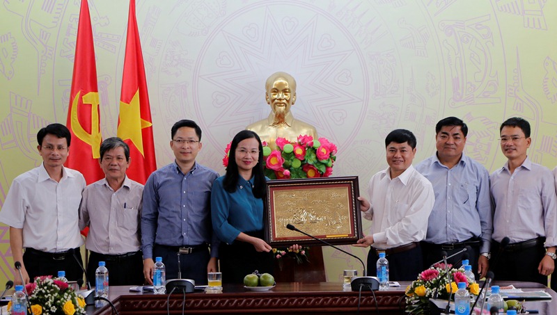 Thường trực Tỉnh ủy làm việc với Đoàn học viên Lớp bồi dưỡng cán bộ nguồn tỉnh Quảng Ninh