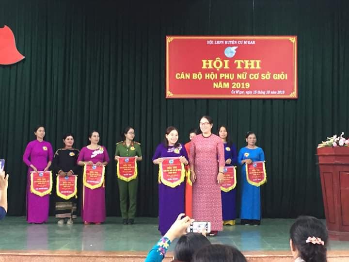 Huyện LHPN huyện Cư M’gar tổ chức Hội thi “Cán bộ Hội Phụ nữ cơ sở giỏi”