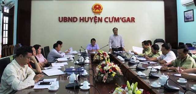 Ban Pháp chế HĐND tỉnh giám sát tại huyện Cư M’gar