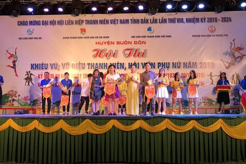 Hội thi Khiêu vũ, vũ điệu thanh niên, hội viên phụ nữ huyện Buôn Đôn năm 2019