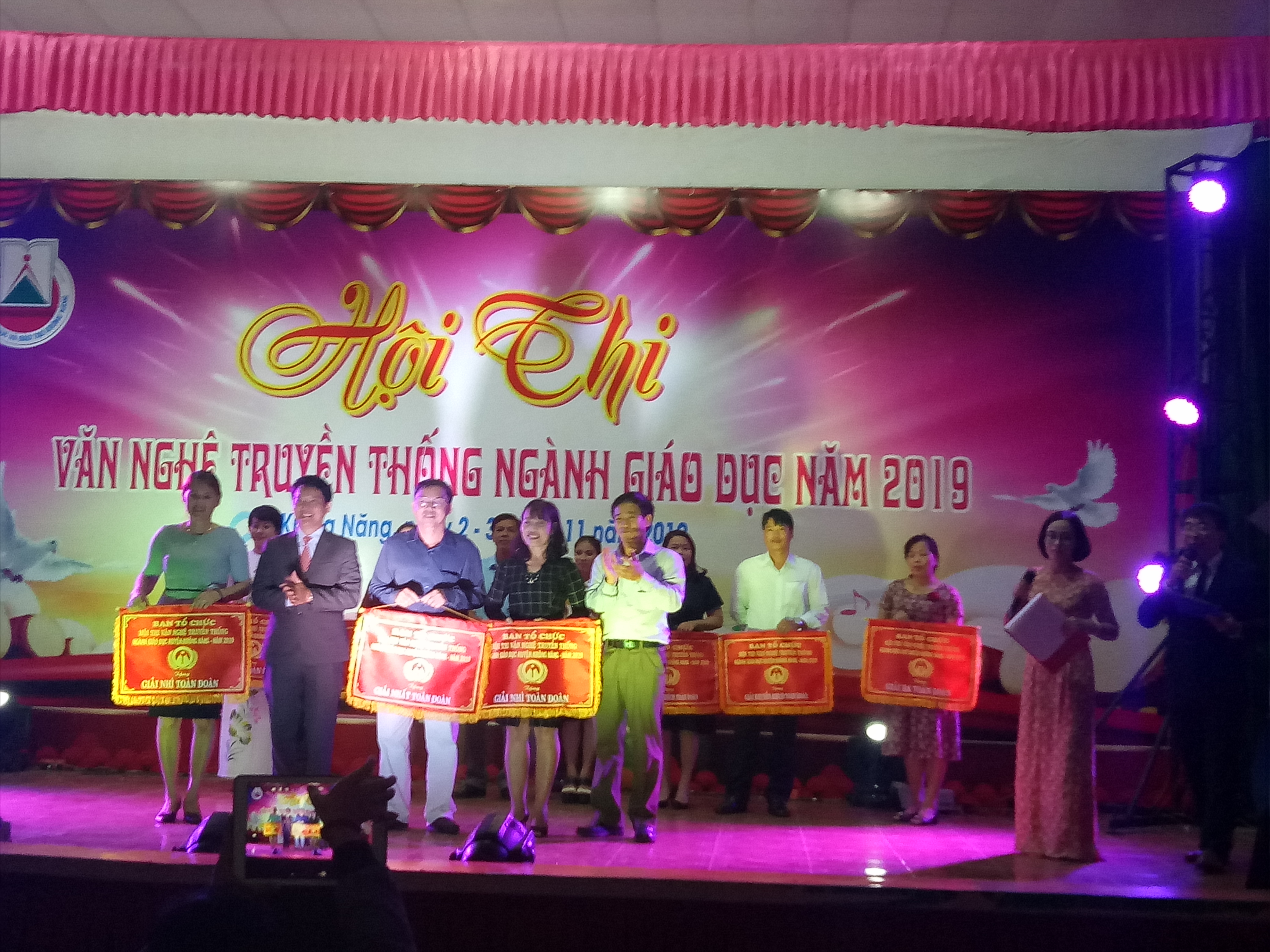 Hội thi văn nghệ truyền thống ngành Giáo dục - Đào tạo huyện Krông Năng năm 2019