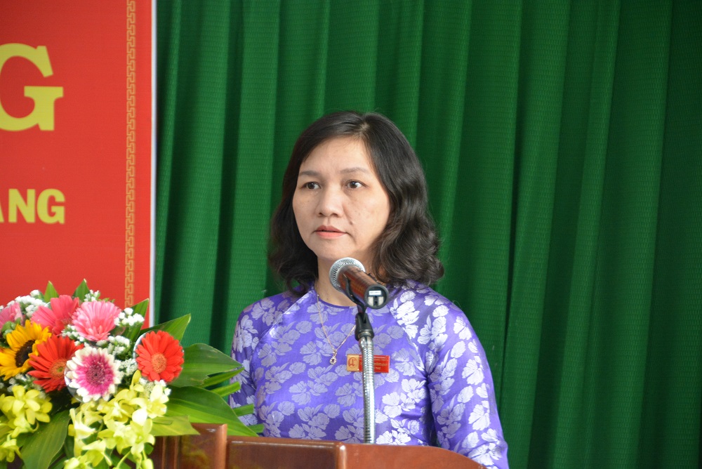 Thành ủy Buôn Ma Thuột trao tặng Huy hiệu Đảng cho 36 đảng viên