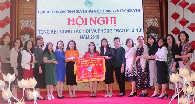 Biểu dương, nhân rộng trên 8.000 gương phụ nữ điển hình trên các lĩnh vực