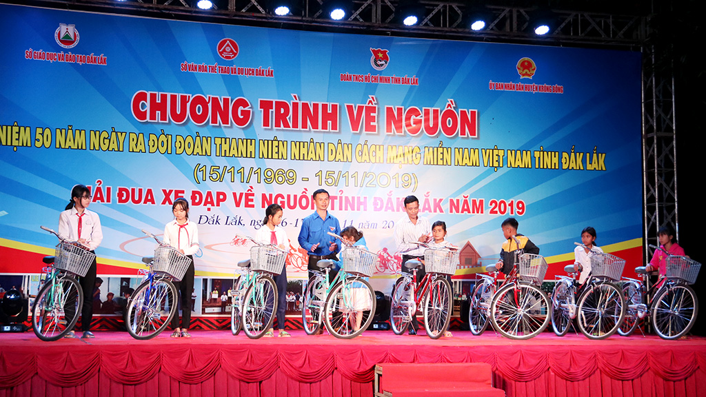 Chương trình kỷ niệm 50 năm Ngày thành lập Đoàn Thanh niên Nhân dân cách mạng miền Nam Việt Nam tỉnh Đắk Lắk