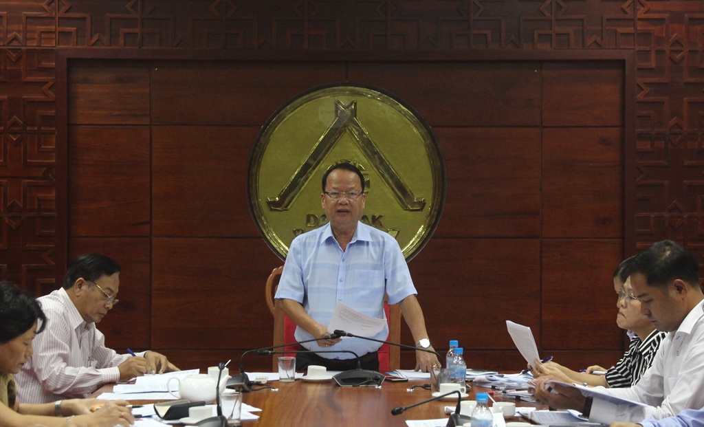 Ban Pháp chế thẩm tra công tác tiếp công dân, giải quyết khiếu nại, tố cáo và phòng chống tội phạm, tham nhũng