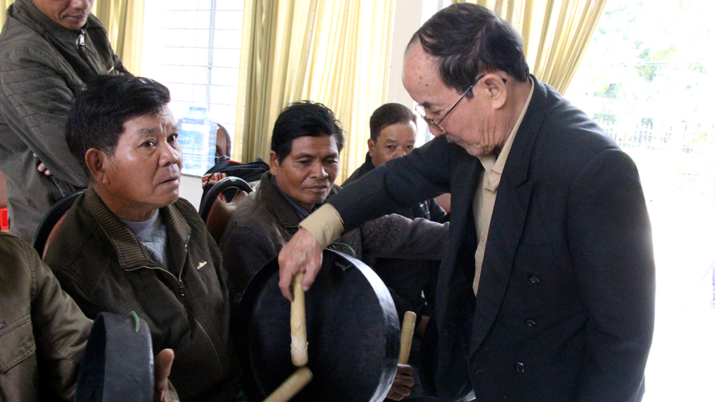 Tập huấn nghiệp vụ kiểm kê di sản văn hóa phi vật thể và kỹ thuật chỉnh chiêng năm 2019