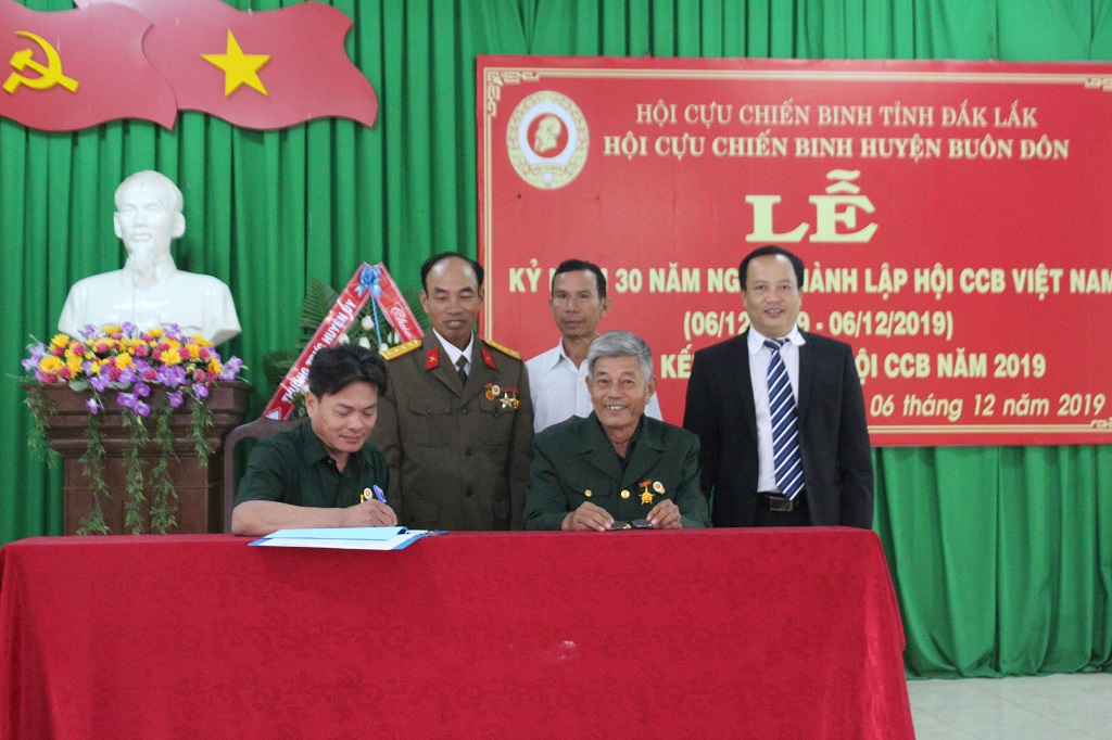 Buôn Đôn tổ chức lễ kỷ niệm 30 năm Ngày thành lập Hội CCB Việt Nam (06/12/1989 – 06/12/2019); Tổng kết công tác Hội CCB năm 2019