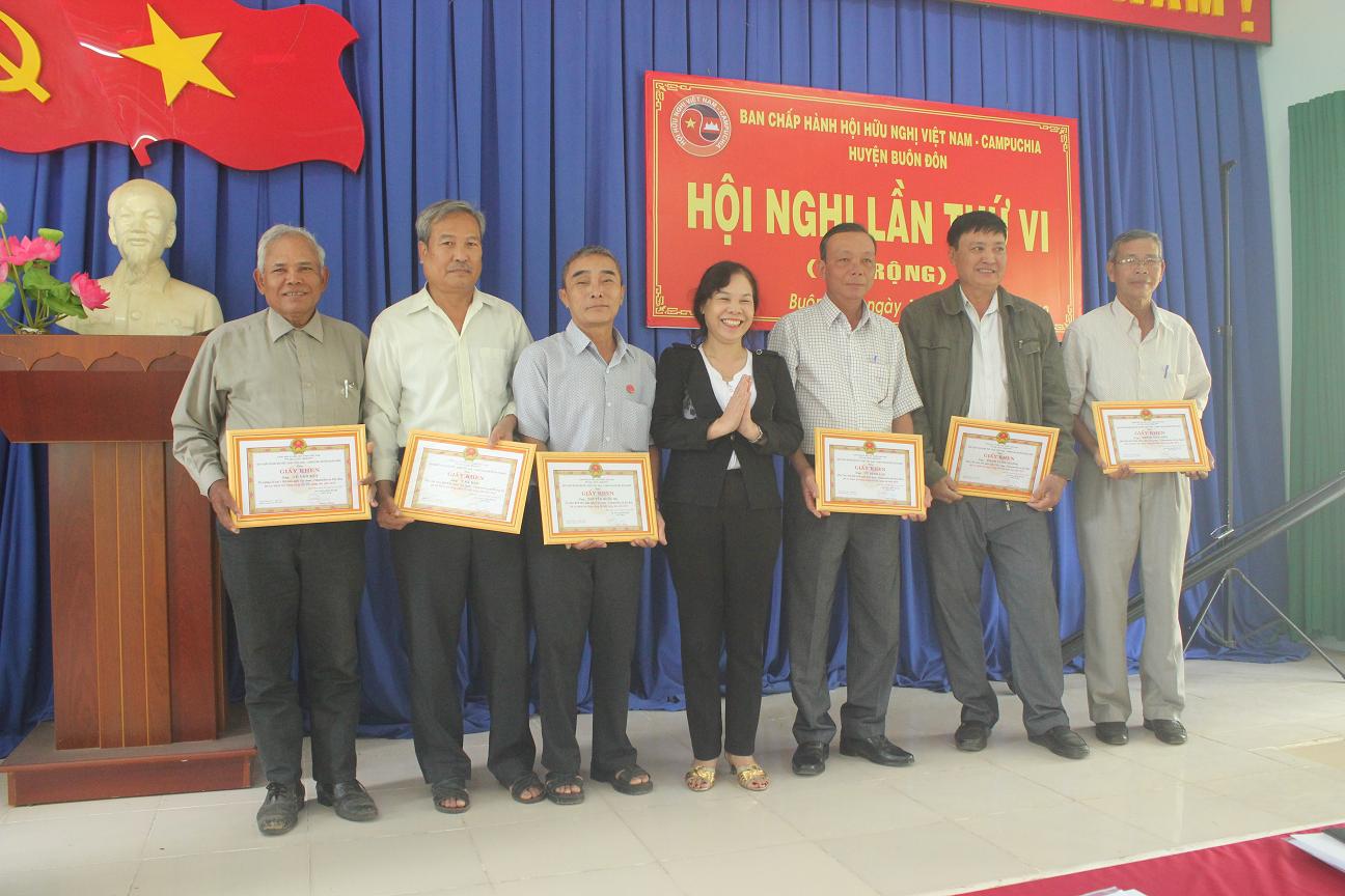 Hội Hữu nghị Việt Nam - Campuchia huyện Buôn Đôn: Tổng kết công tác Hội năm 2019