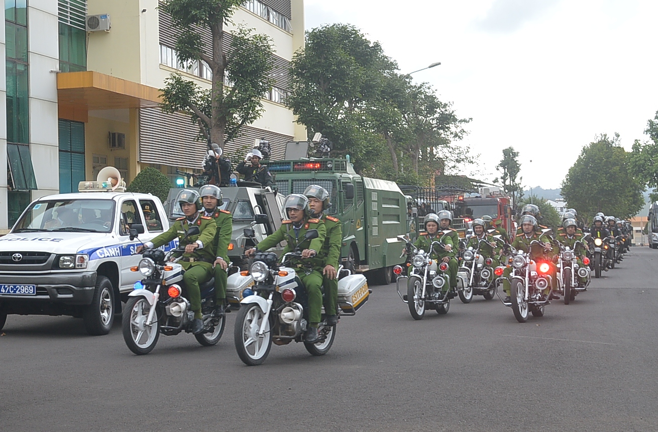 Công an tỉnh ra quân bảo đảm an ninh, trật tự Tết Nguyên đán Canh Tý 2020