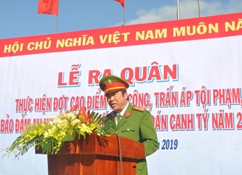 Krông Bông ra quân thực hiện đợt cao điểm tấn công, trấn áp tội phạm, bảo đảm an ninh trật tự Tết Nguyên đán Canh Tý 2020