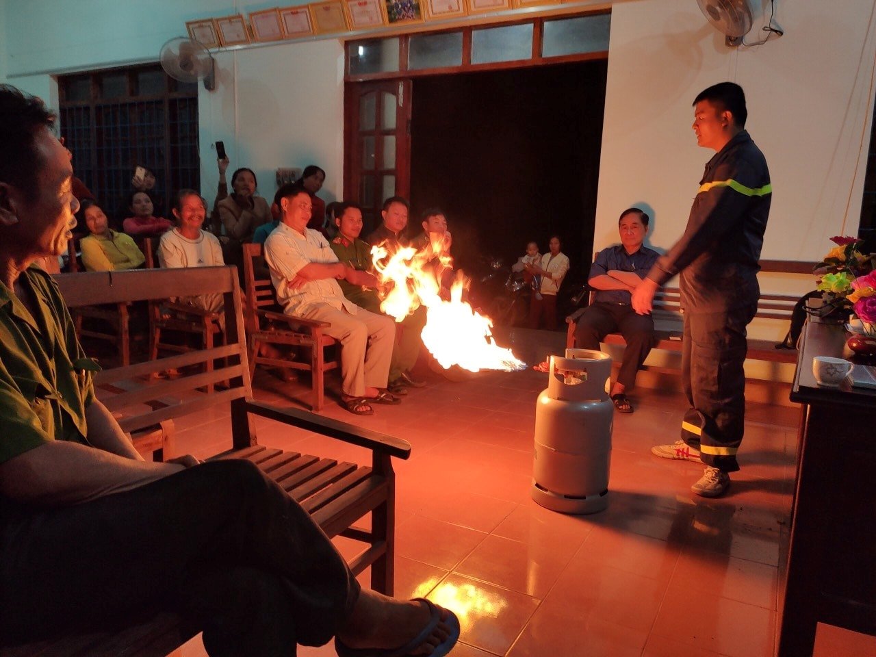 Phát động Phong trào Toàn dân bảo vệ an ninh Tổ quốc tại xã Ia Jlơi