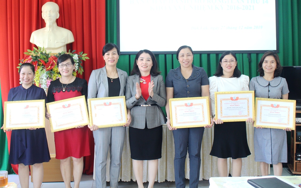 Hội Liên hiệp Phụ nữ tỉnh giúp đỡ trên 1.500 gia đình hội viên phụ nữ thoát nghèo