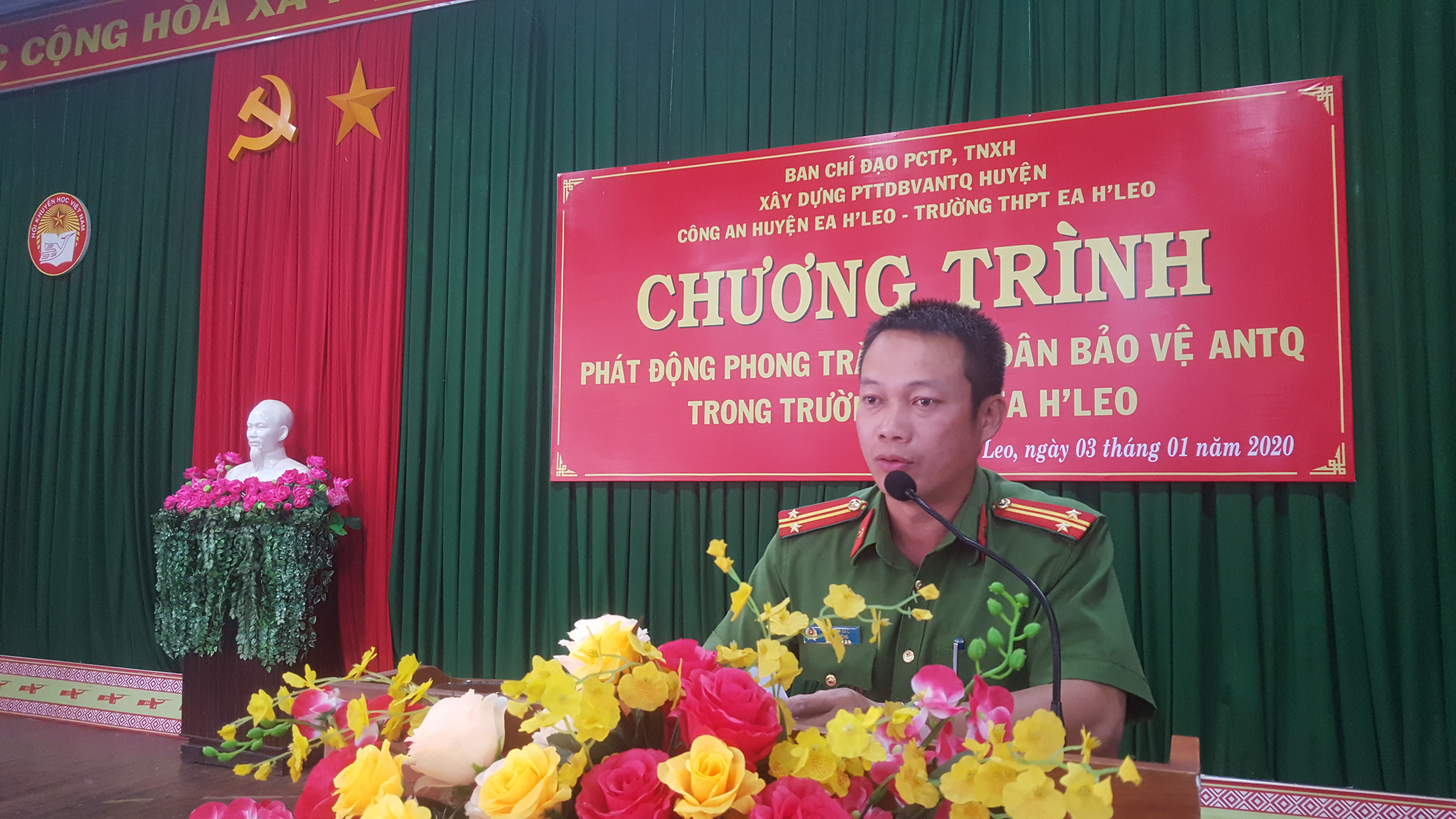 Công an huyện Ea H'leo phát động phong trào bảo vệ an ninh tổ quốc