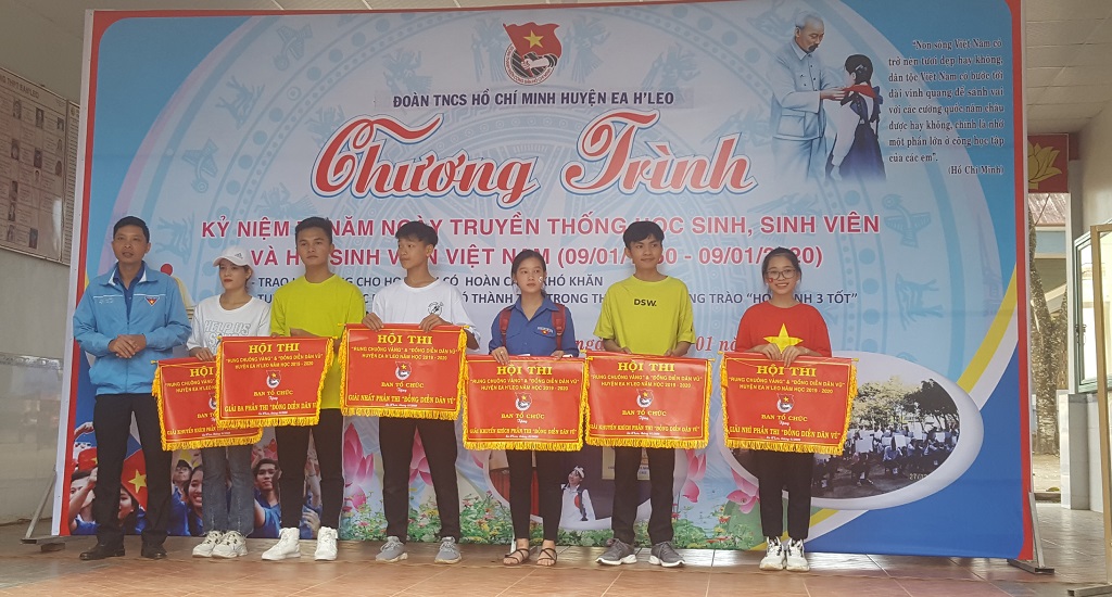 Huyện đoàn Ea H'leo nhiều hoạt động kỷ niệm 70 năm Ngày truyền thống học sinh, sinh viên Việt Nam