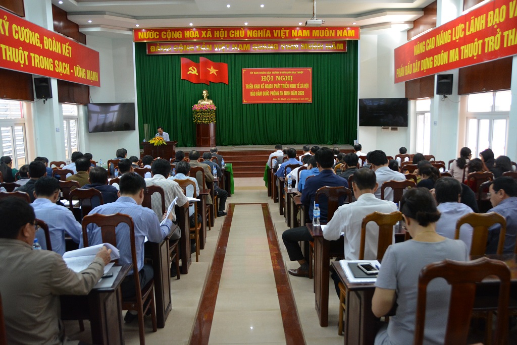 UBND thành phố Buôn Ma Thuột triển khai kế hoạch năm 2020