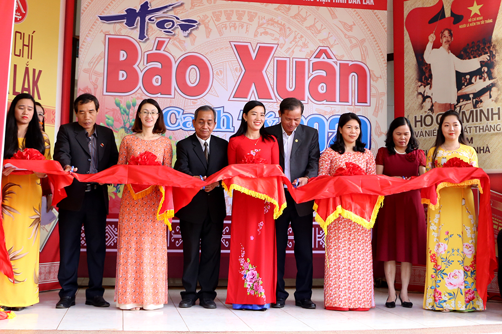 Khai mạc Hội Báo xuân Canh Tý năm 2020