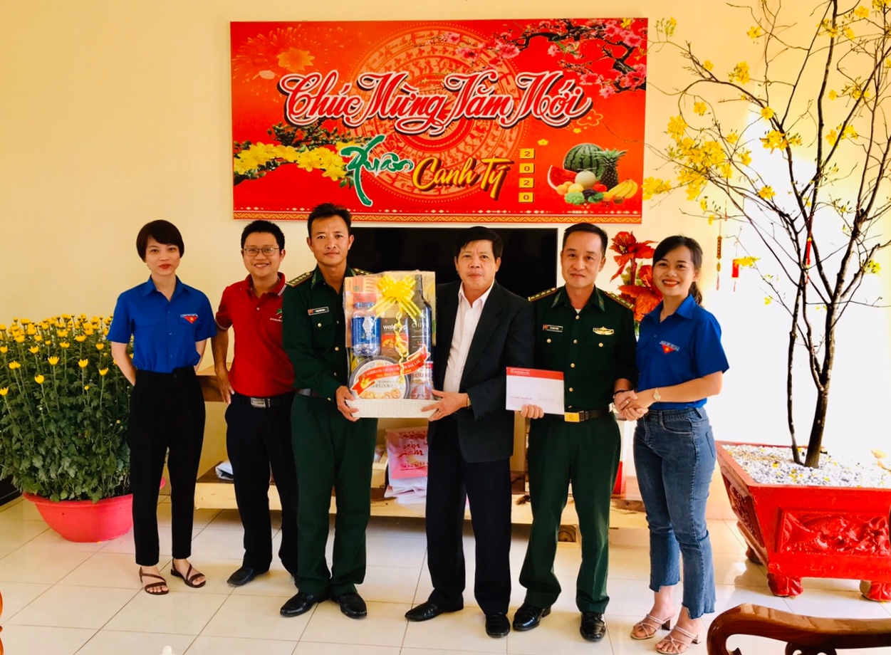 Agribank Đắk Lắk, thăm và chúc Tết Tiểu đoàn Huấn luyện Cơ động, Bộ đội Biên phòng - D19.