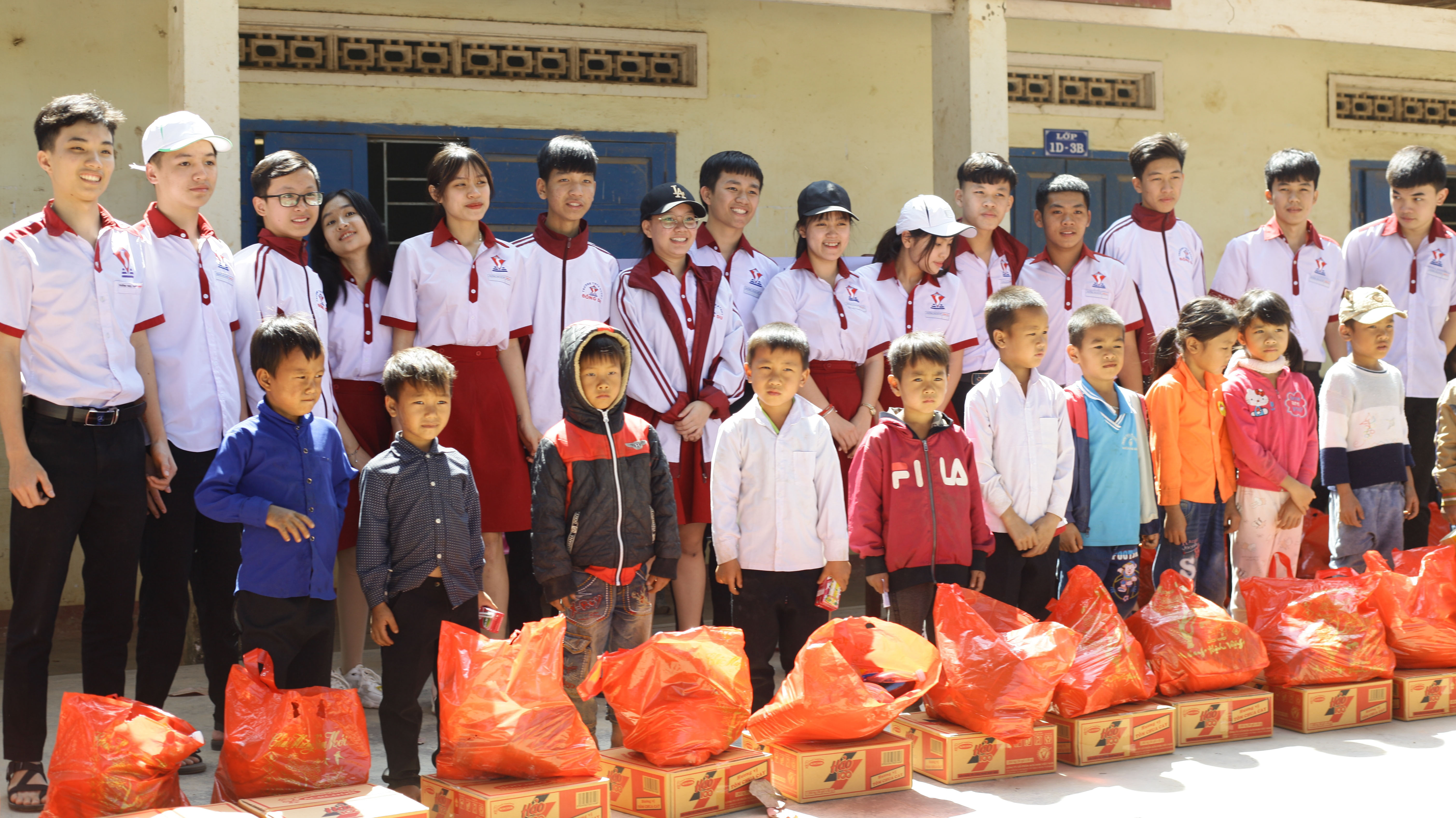 Chương trình “Xuân ấm tình thương” năm 2020