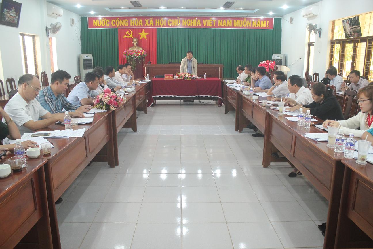 Huyện Buôn Đôn họp Ban Chỉ đạo phòng, chống dịch bệnh viêm đường hô hấp cấp do chủng mới của vi rút Corona gây ra