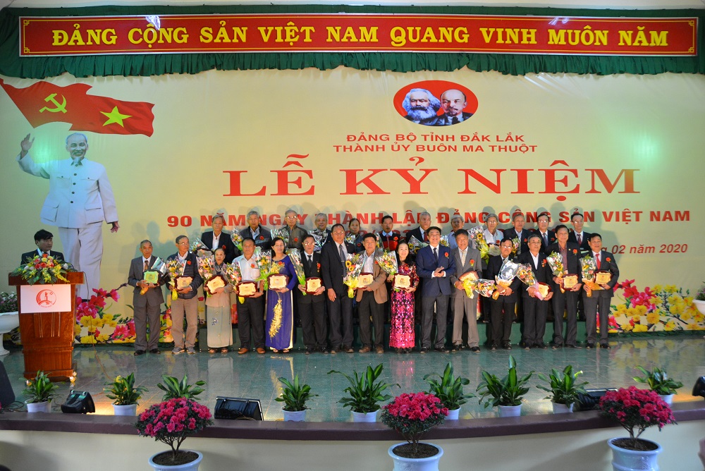 Thành ủy Buôn Ma Thuột kỷ niệm 90 năm Ngày thành lập Đảng Cộng Sản Việt Nam