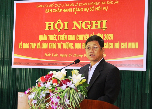 Sở Nội vụ quán triệt chuyên đề “Học tập và làm theo tư tưởng, đạo đức, phong cách Hồ Chí Minh” năm 2020