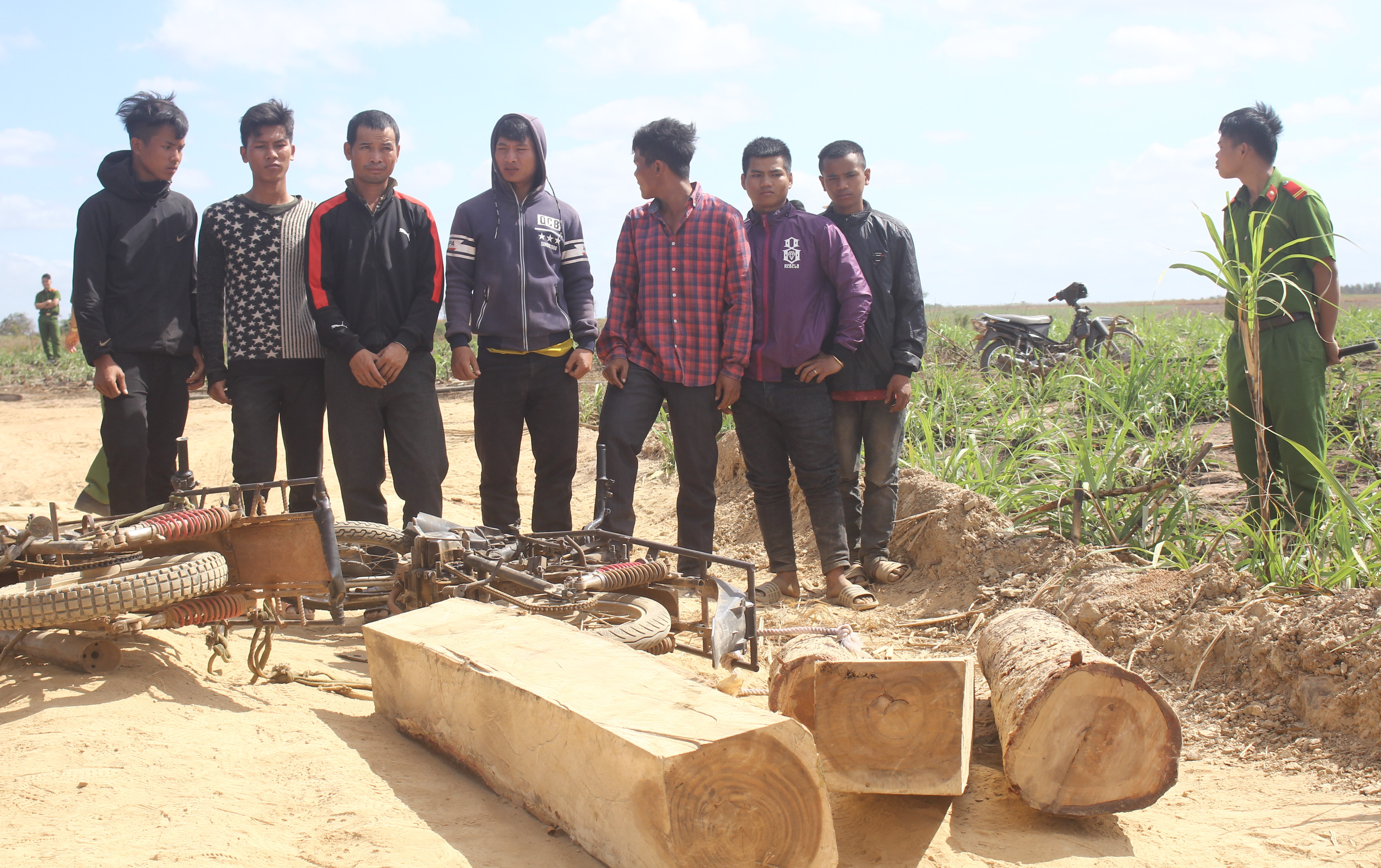 Tạm giữ 7 đối tượng tấn công Kiểm lâm Vườn Quốc gia Yok Đôn