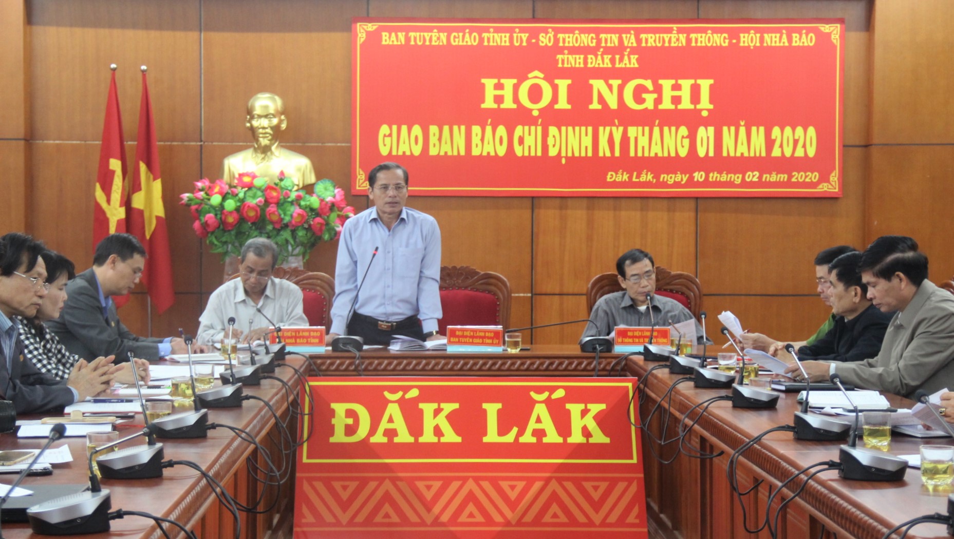 Giao ban báo chí định kỳ tháng 01/2020