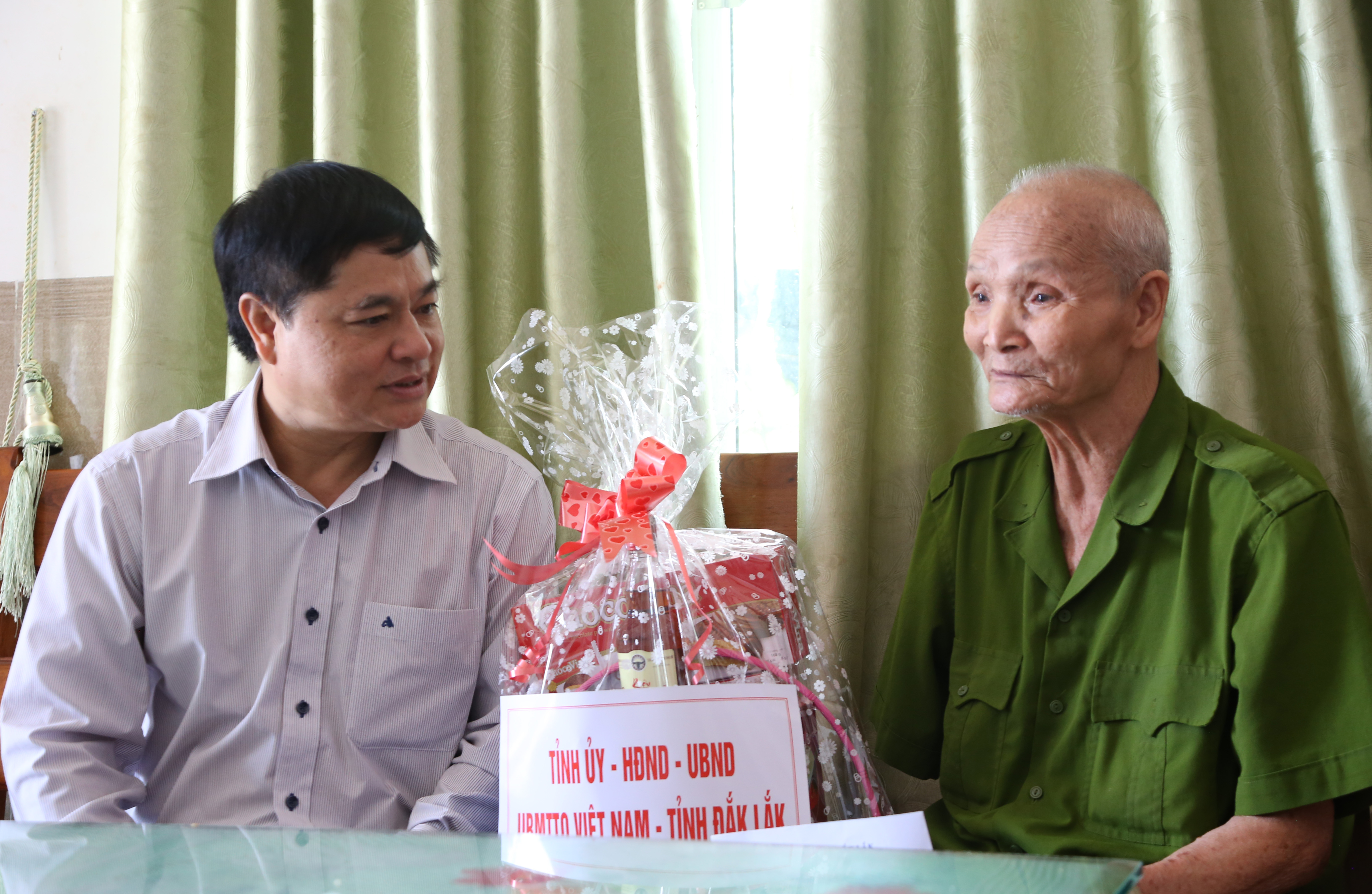 Trung ương tiếp tục hỗ trợ 700 triệu đồng để số hóa hồ sơ người có công với cách mạng