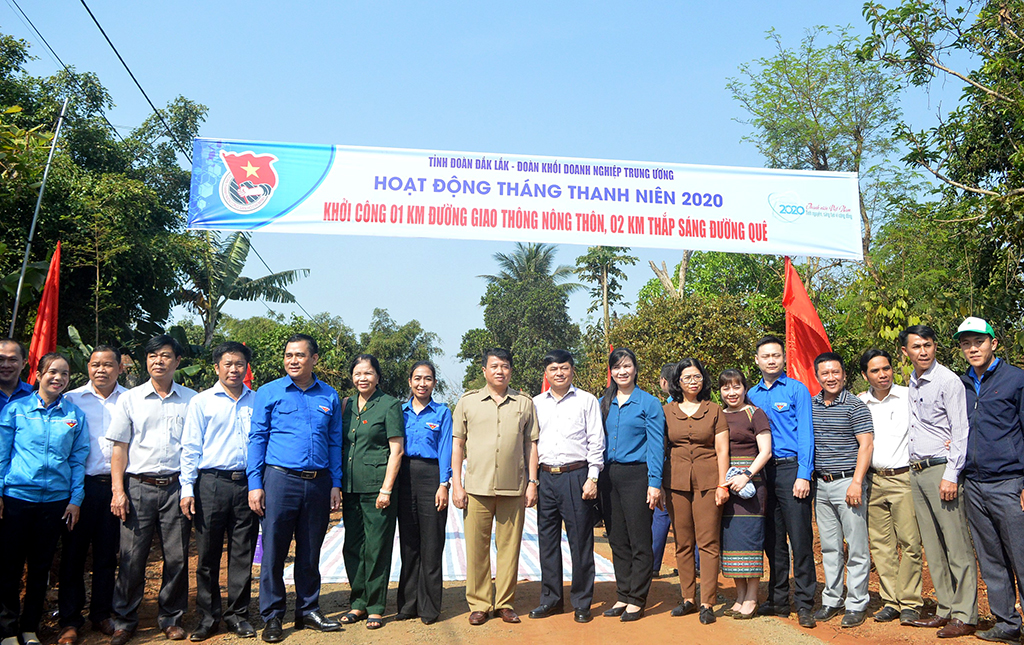 Huyện Ea Kar hưởng ứng Tháng Thanh niên năm 2020