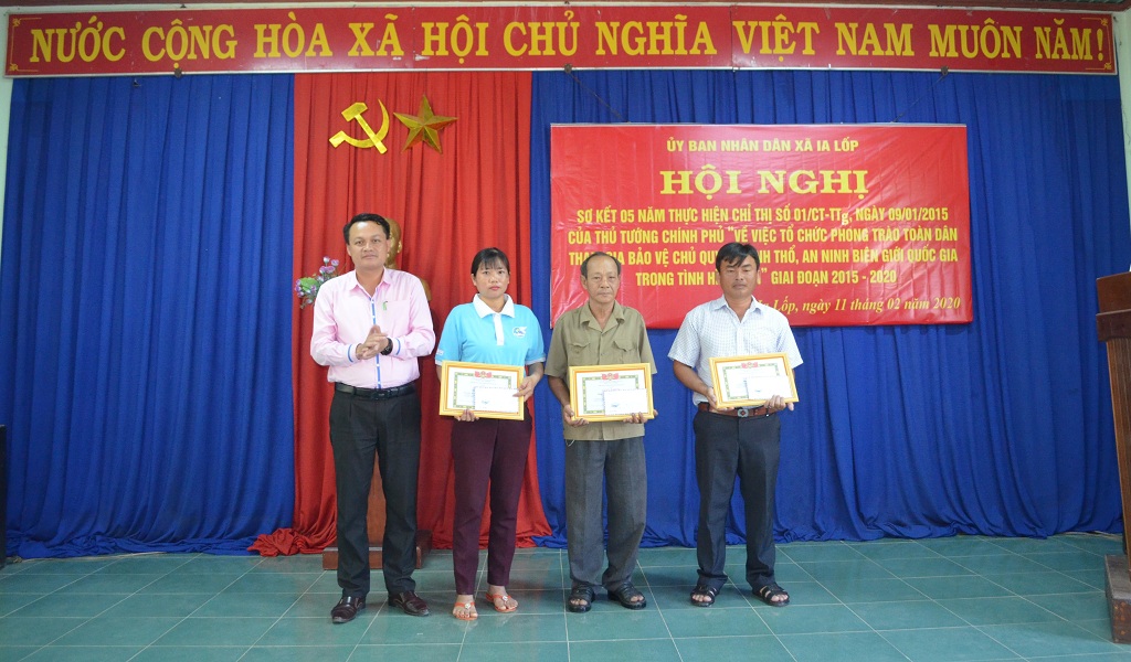 Phát huy sức mạnh “Tổ liên gia tự quản an ninh trật tự”