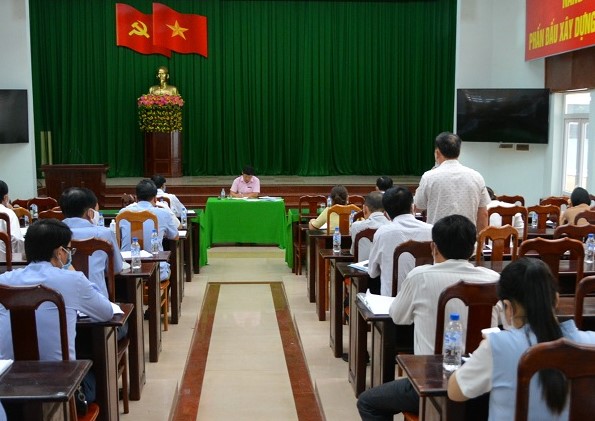 UBND thành phố Buôn Ma Thuột họp Ban Chỉ đạo phòng chống dịch Covid -19