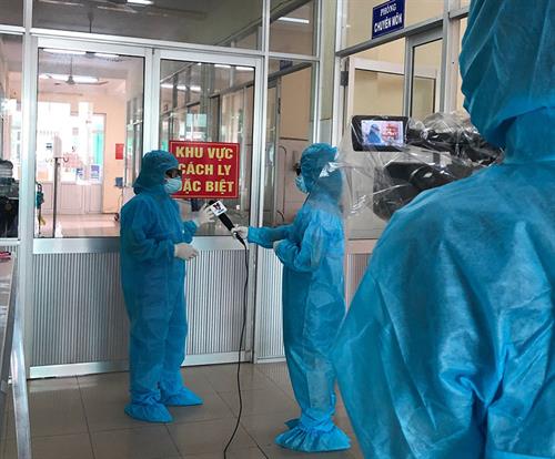 Bộ TT&TT đề nghị UBND các tỉnh, thành phố hỗ trợ, tạo điều kiện cho các doanh nghiệp, đơn vị trong lĩnh vực TT&TT