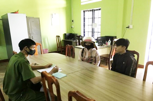 Buôn Hồ: Xử lý 6 trường hợp không đeo khẩu trang nơi công cộng