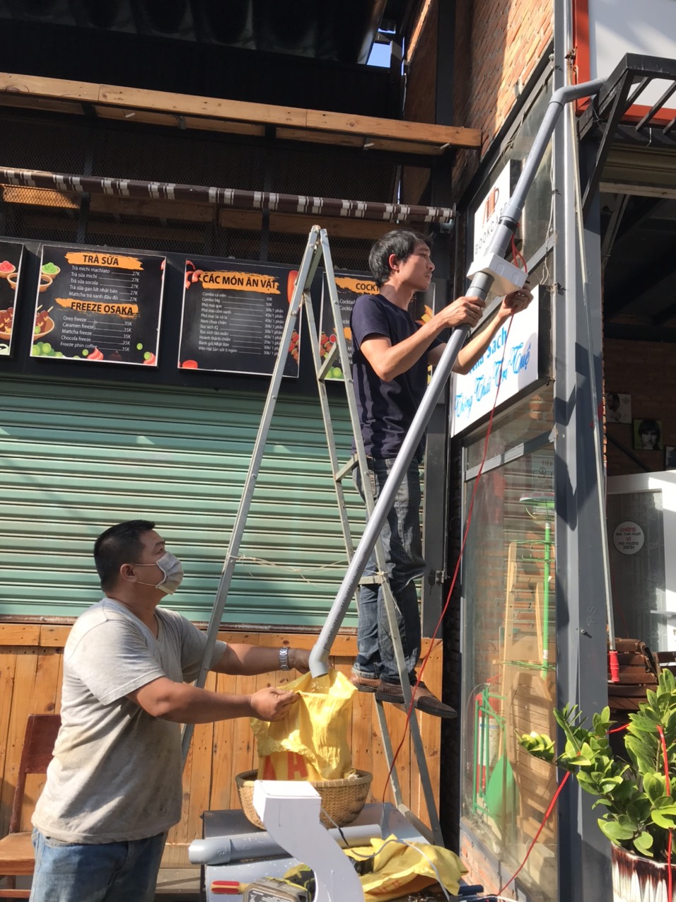 Rice ATM helps Dak Lak’s poor in Buon Ma Thuot city from April 13