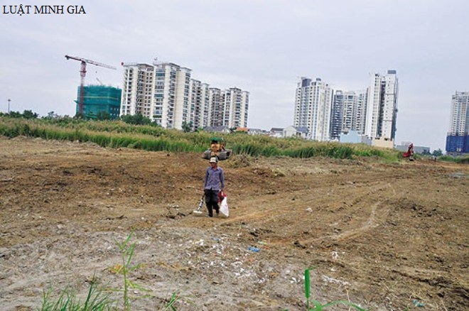 Quyết định về việc thu hồi 104.090 m 2 đất tại xã Dang Kang, huyện Krông Bông của Công ty cổ phần lương thực vật tư nông nghiệp Đắk Lắk, cho Công ty cổ phần tinh bột sắn Đắk Lắk thuê diện tích đất nêu trên để sử dụng vào mục đích đất Cơ sở sản xuất phi nông nghiệp (Nhà máy tinh bột sắn).